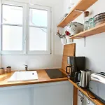 1Br Near Moulin Rouge